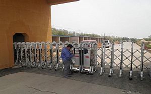 供應大興區(qū)維修伸縮門 控制器檢測裝置-金屬門|門|建筑、建材&ndash;光波網(wǎng)